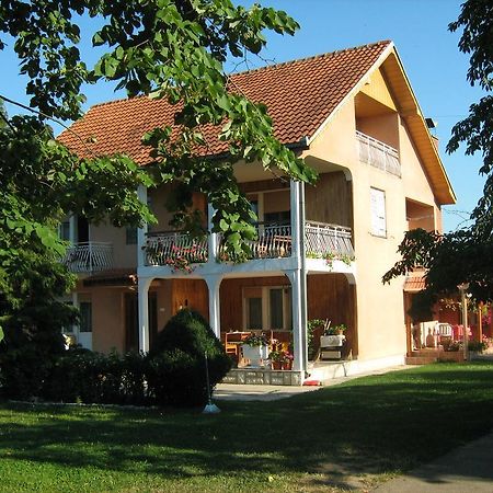 Apartments Domacinstvo Nikolic Valjevo Exteriér fotografie