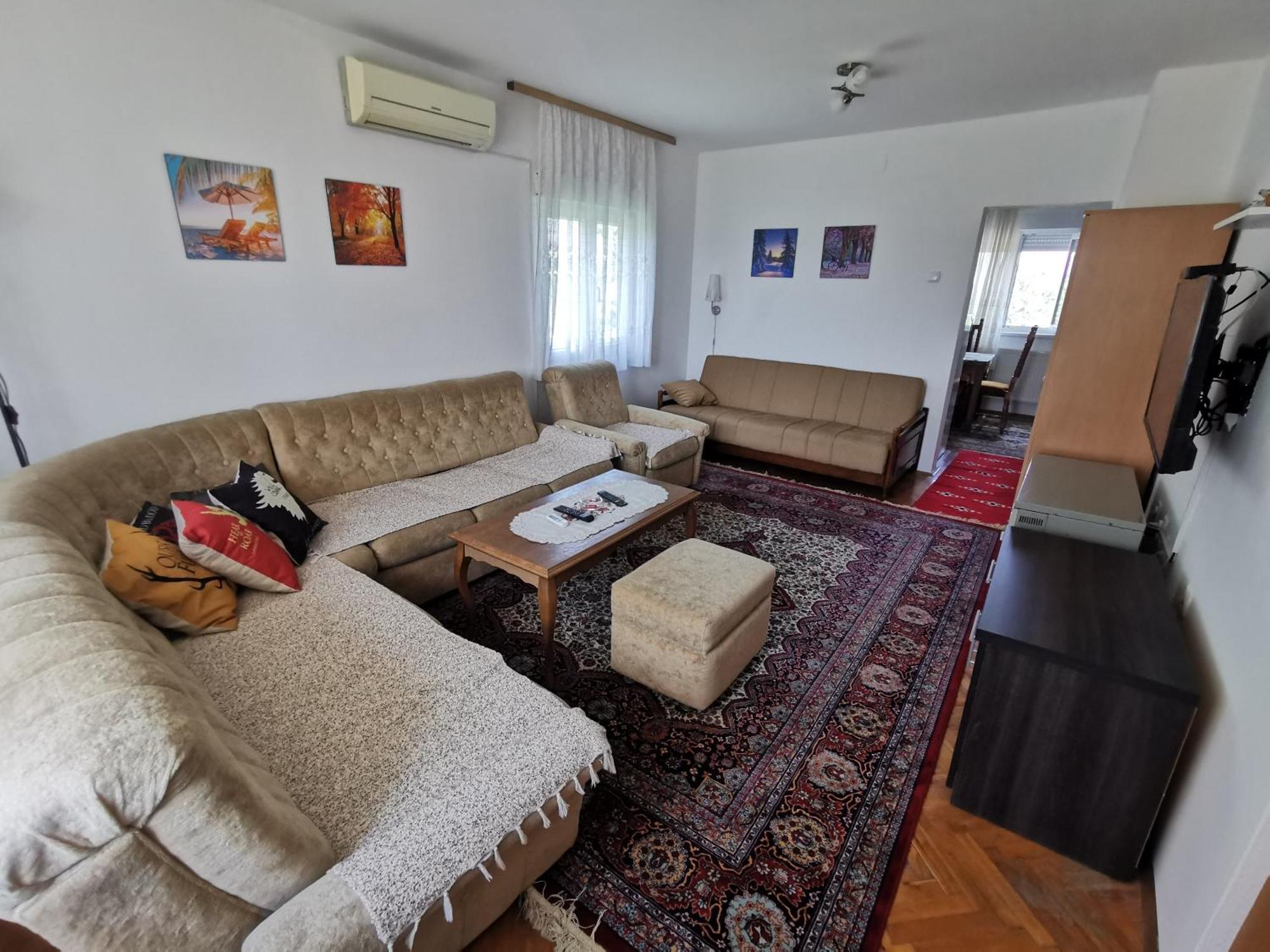 Apartments Domacinstvo Nikolic Valjevo Exteriér fotografie