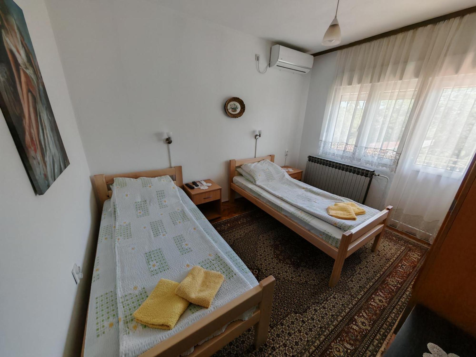 Apartments Domacinstvo Nikolic Valjevo Exteriér fotografie