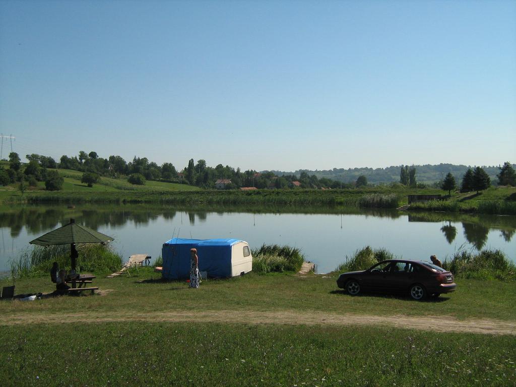 Apartments Domacinstvo Nikolic Valjevo Exteriér fotografie